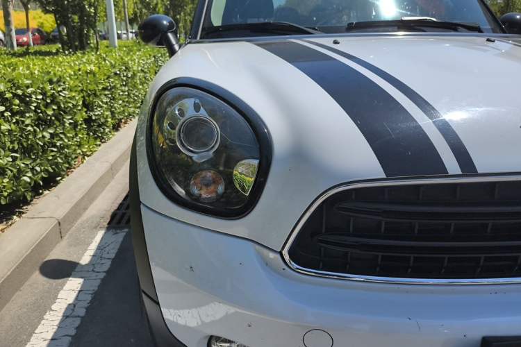 Used MINI Countryman 2016 1.6T COOPER ALL4 Fun Equipment Enthusiast Right Front Headlight