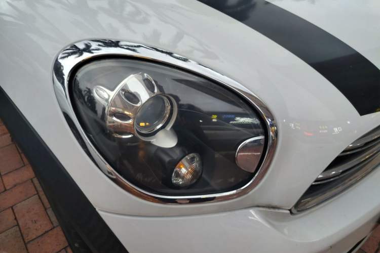 Used MINI Countryman 2016 1.6T COOPER ALL4 Fun Equipment Enthusiast Right Front Headlight