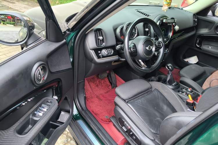 Used MINI Countryman 2017 1.5T COOPER ALL4 Driver Seat