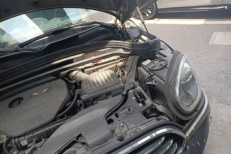 Used MINI Countryman 2017 1.5T COOPER ALL4 Explorer Engine Bay Left
