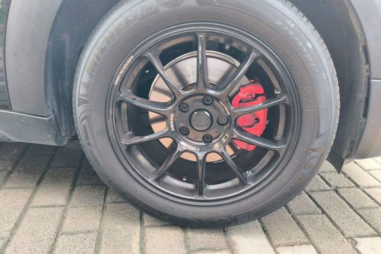 Used MINI Countryman 2017 1.5T COOPER ALL4 Right Front Wheel Hub
