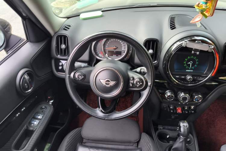Used MINI Countryman 2017 1.5T COOPER ALL4 Steering Wheel