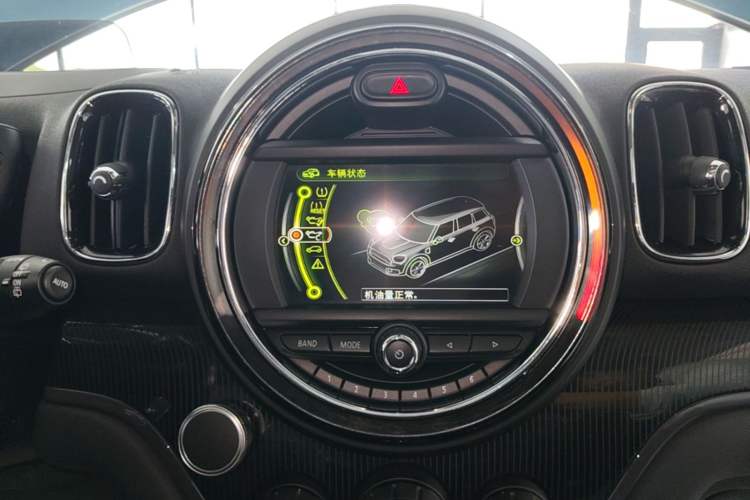 Used MINI Countryman 2017 2.0T COOPER S ALL4 Audio And AC Panel