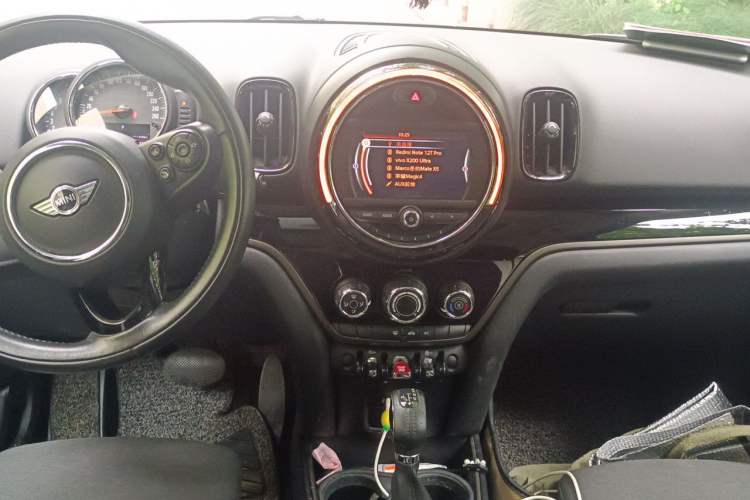 Used MINI Countryman 2017 1.5T COOPER ALL4 Audio And AC Panel