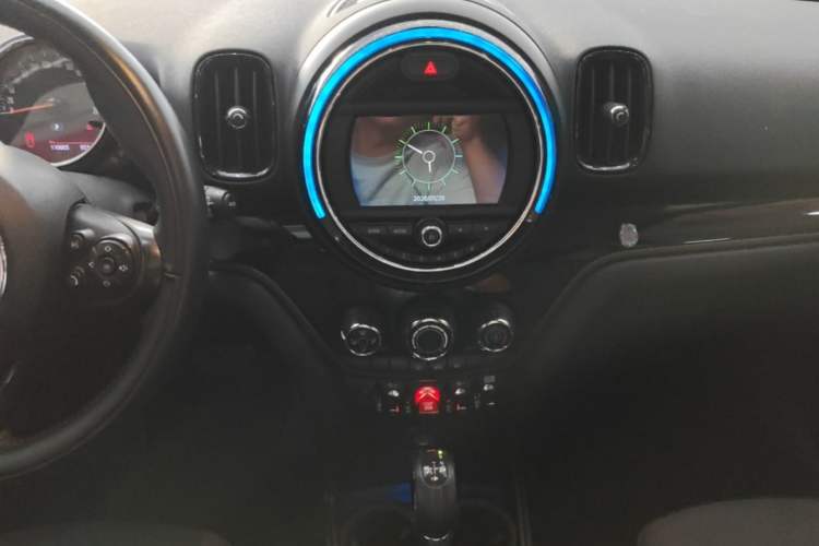 Used MINI Countryman 2017 1.5T COOPER ALL4 Audio And AC Panel