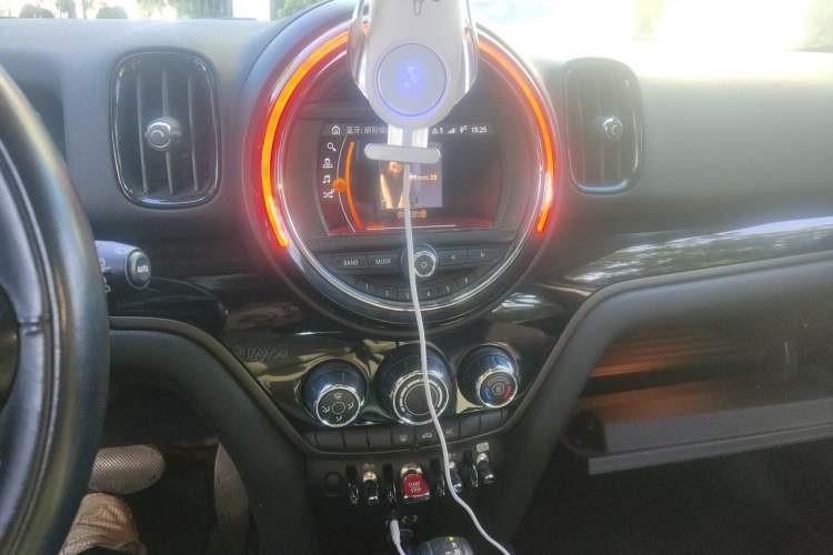 Used MINI Countryman 2017 1.5T COOPER ALL4 Audio And AC Panel