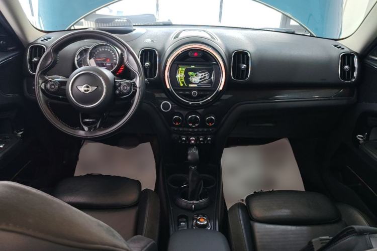 Used MINI Countryman 2017 2.0T COOPER S ALL4 Center Console