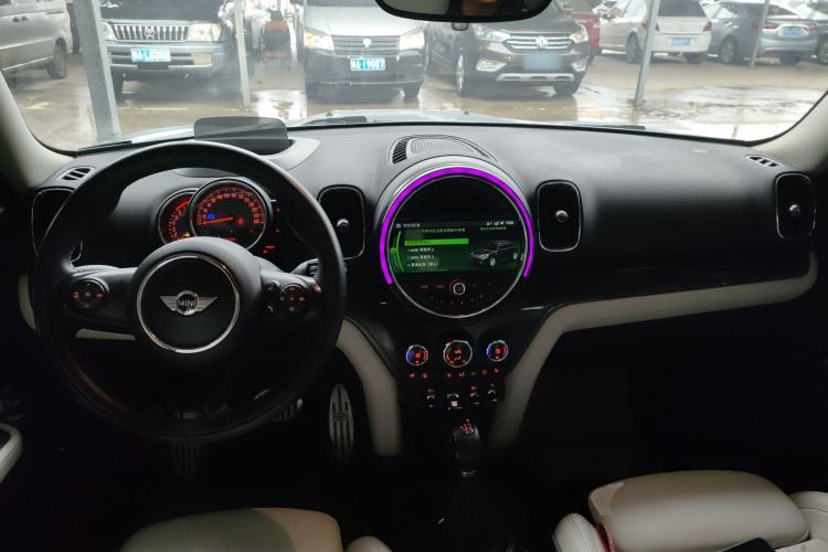 Used MINI Countryman 2017 2.0T COOPER S ALL4 Center Console