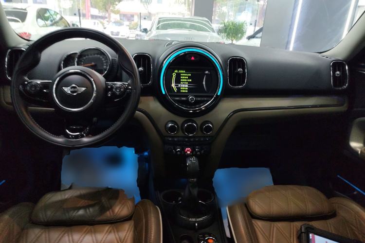 Used MINI Countryman 2017 2.0T COOPER S ALL4 Traveler Center Console