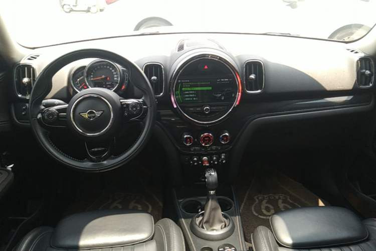 Used MINI Countryman 2017 2.0T COOPER S ALL4 Center Console
