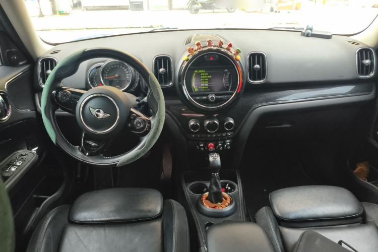 Used MINI Countryman 2017 2.0T COOPER S ALL4 Traveler Center Console