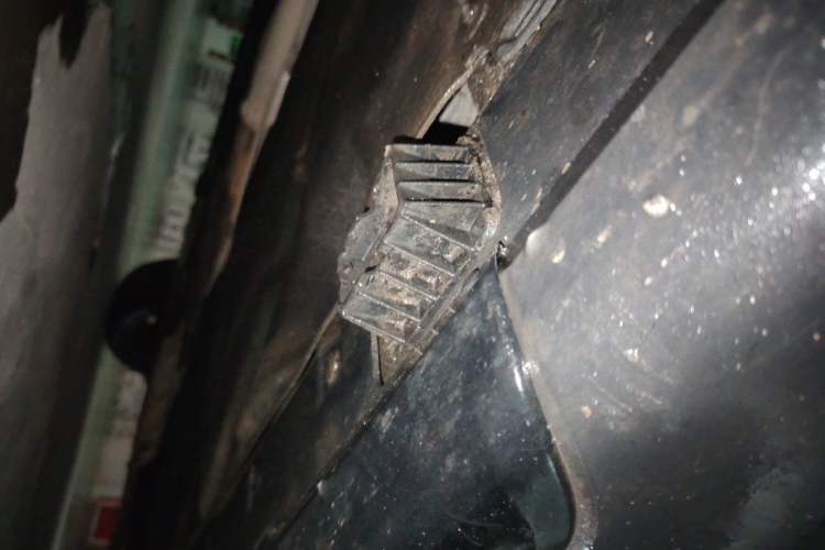 Used MINI Countryman  Chassis Front Left