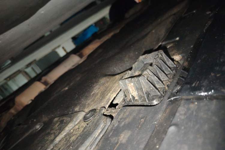 Used MINI Countryman  Chassis Front Right