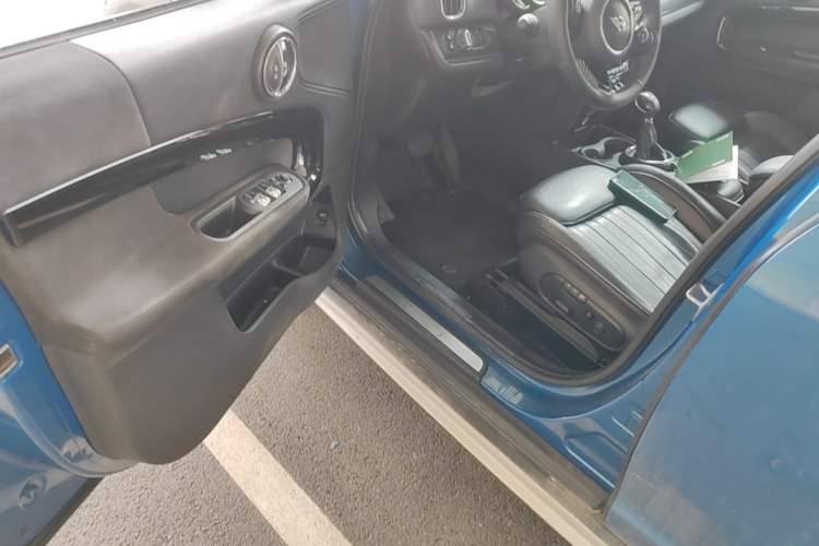 Used MINI Countryman 2017 2.0T COOPER S ALL4 Explorer Driver Seat