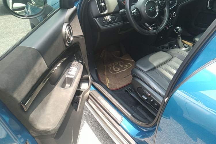 Used MINI Countryman 2017 2.0T COOPER S ALL4 Driver Seat