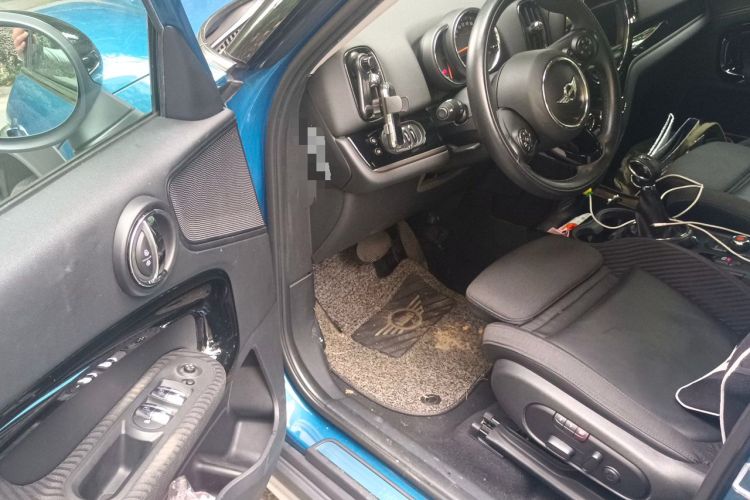 Used MINI Countryman 2017 1.5T COOPER ALL4 Driver Seat