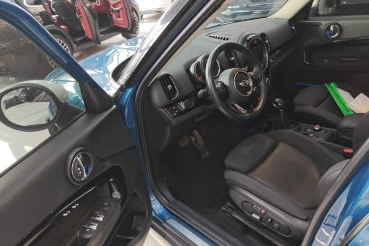 Used MINI Countryman 2017 1.5T COOPER ALL4 Driver Seat