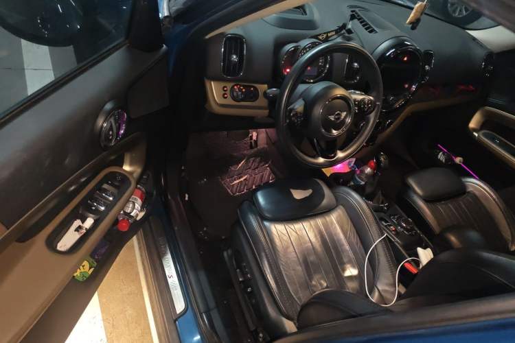 Used MINI Countryman 2017 2.0T COOPER S ALL4 Explorer Driver Seat
