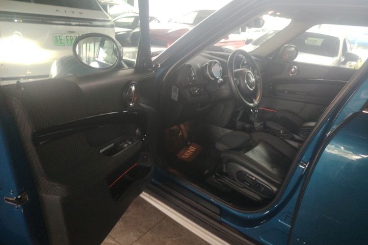 Used MINI Countryman 2017 1.5T COOPER ALL4 Traveler Driver Seat