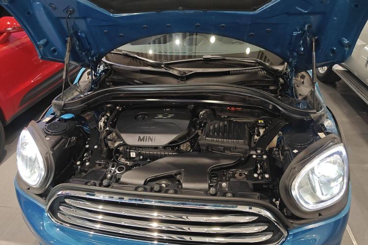 Used MINI Countryman 2017 1.5T COOPER ALL4 Engine Bay
