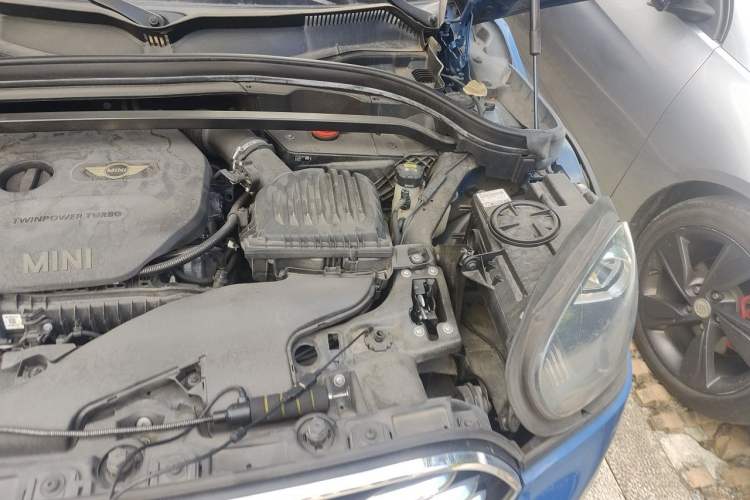 Used MINI Countryman 2017 1.5T COOPER ALL4 Engine Bay Left