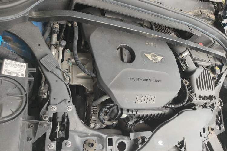 Used MINI Countryman 2017 1.5T COOPER ALL4 Engine Bay Right