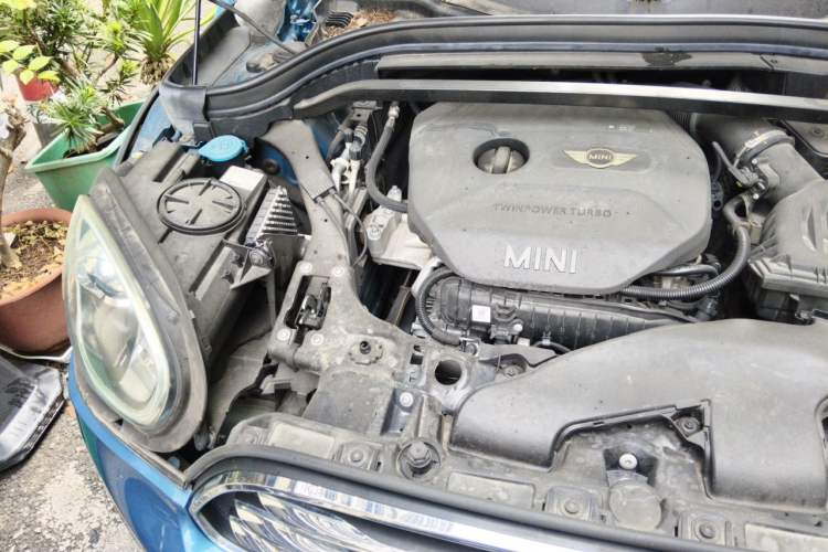 Used MINI Countryman 2017 1.5T COOPER ALL4 Traveler Engine Bay Right