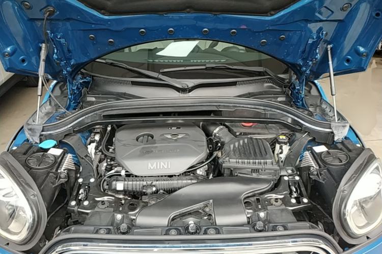Used MINI Countryman 2017 2.0T COOPER S ALL4 Traveler Engine Bay