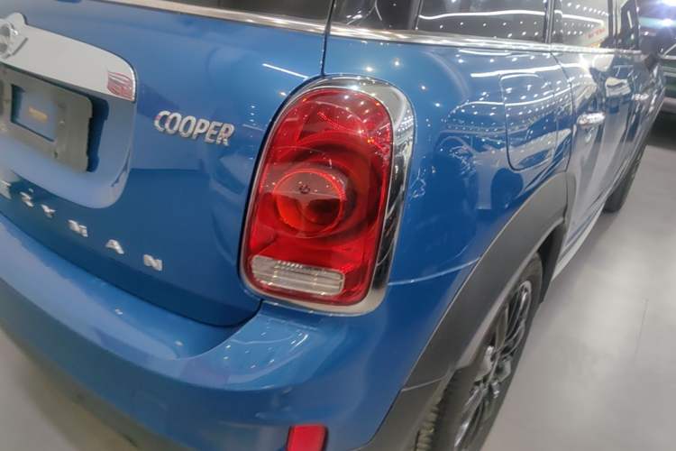Used MINI Countryman 2017 1.5T COOPER ALL4 Traveler Exterior 3
