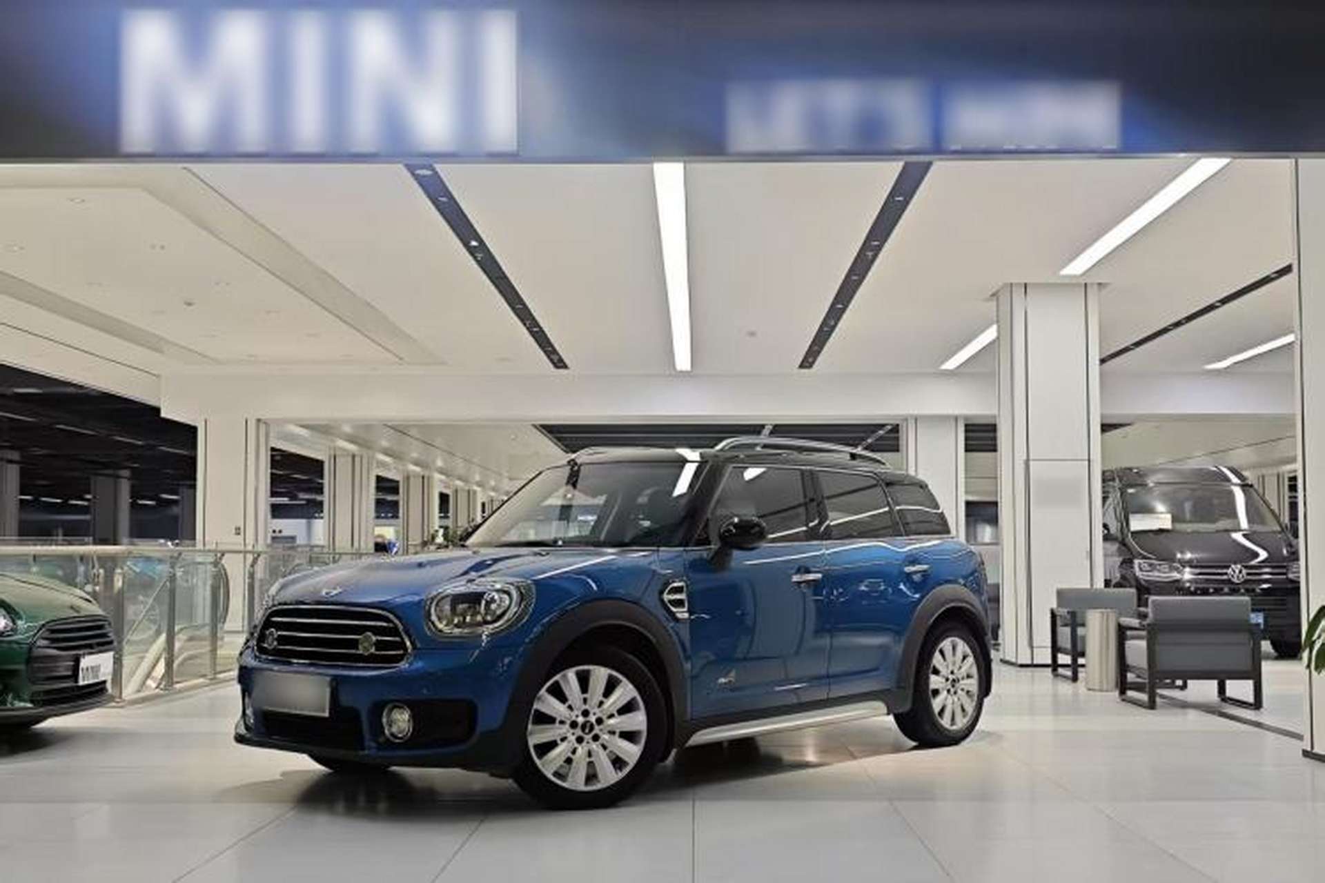 Used MINI Countryman 2017 1.5T COOPER ALL4 Traveler Front Left 45 Deg