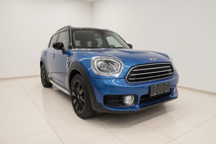 Used MINI Countryman 2017 1.5T COOPER ALL4 Traveler Front Right 45 Deg