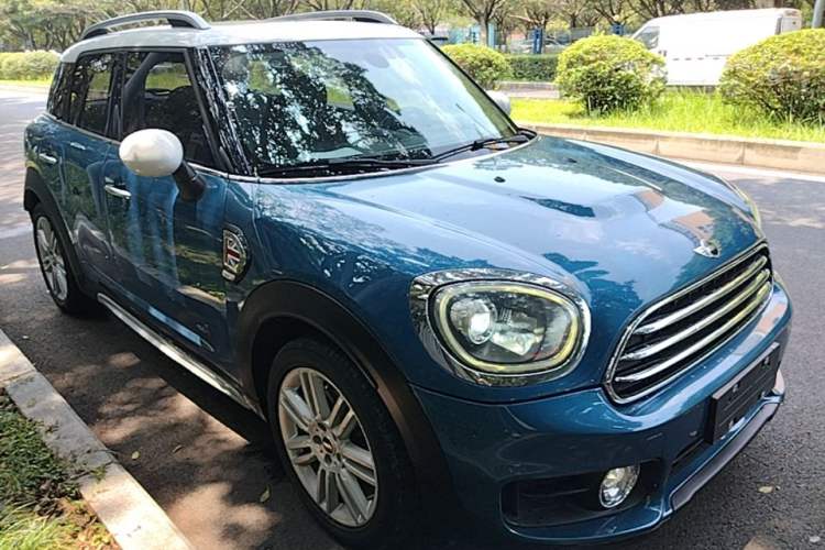Used MINI Countryman 2017 1.5T COOPER ALL4 Traveler Front Right 45 Deg