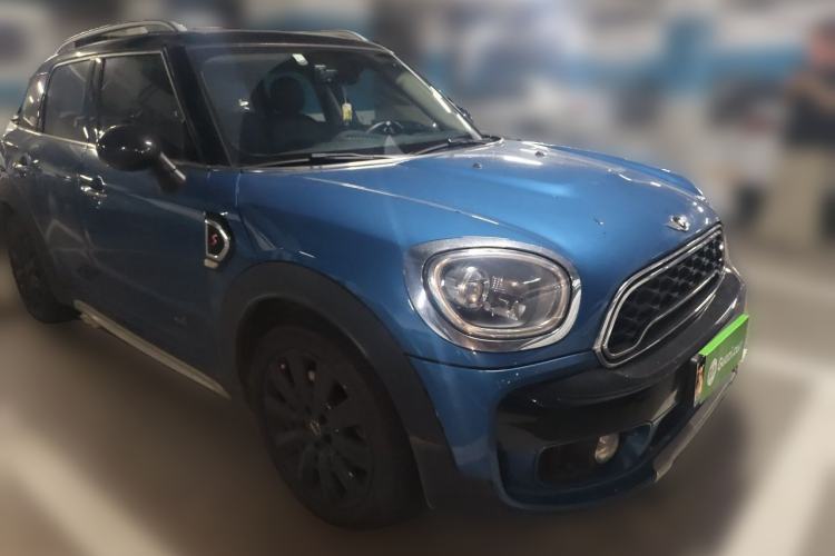 Used MINI Countryman 2017 2.0T COOPER S ALL4 Explorer Front Right 45 Deg