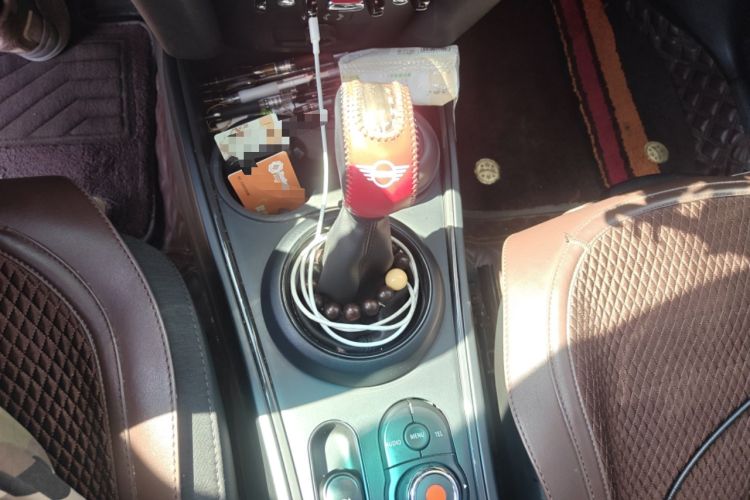 Used MINI Countryman 2017 1.5T COOPER ALL4 Traveler Gear Lever
