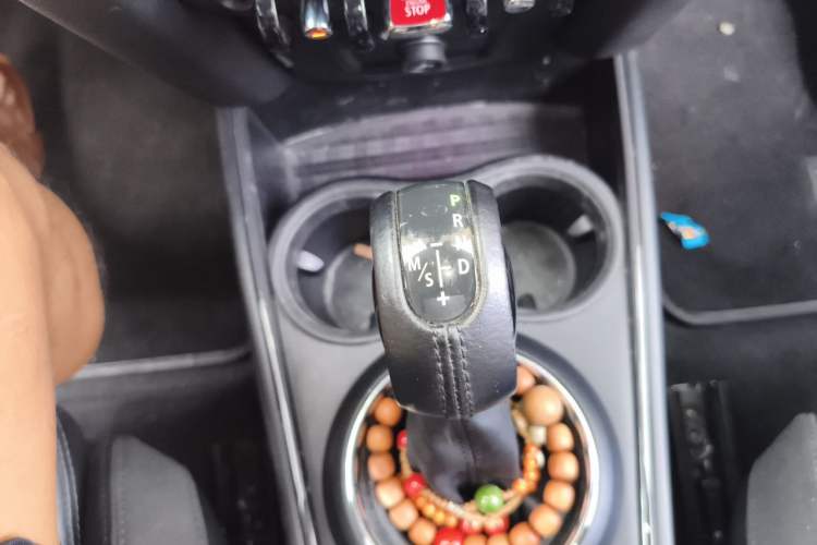Used MINI Countryman 2017 2.0T COOPER S ALL4 Traveler Gear Lever