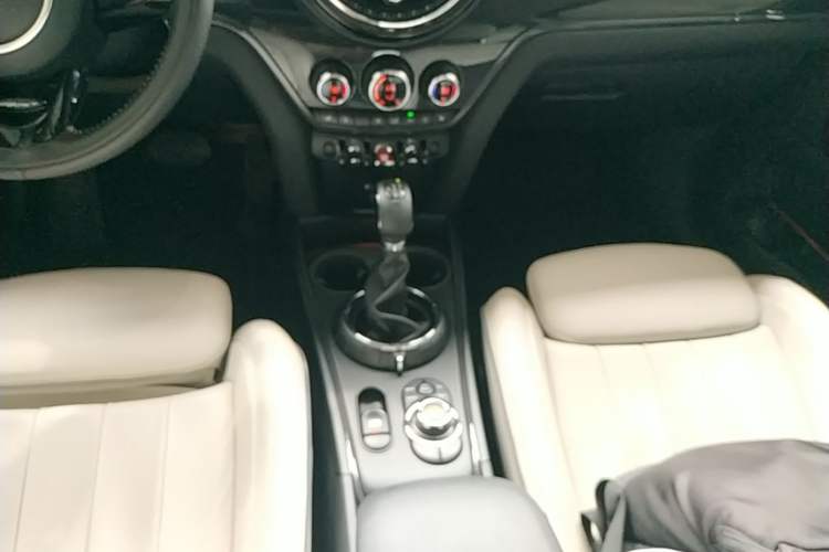 Used MINI Countryman 2017 2.0T COOPER S ALL4 Traveler Gear Lever