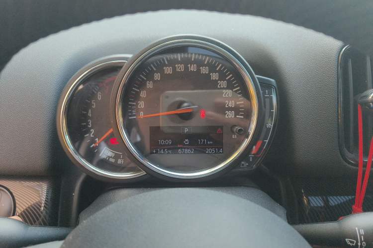 Used MINI Countryman 2017 1.5T COOPER ALL4 Traveler Instrument Cluster
