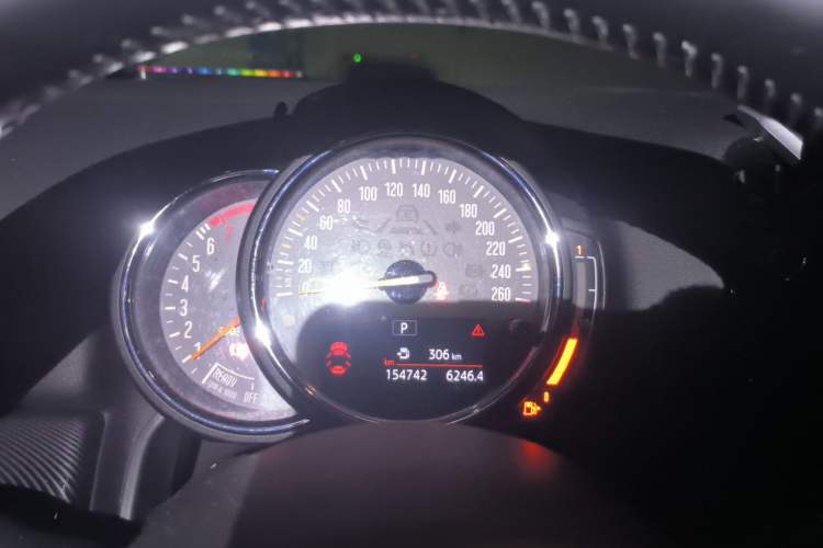 Used MINI Countryman 2017 1.5T COOPER ALL4 Traveler Instrument Cluster