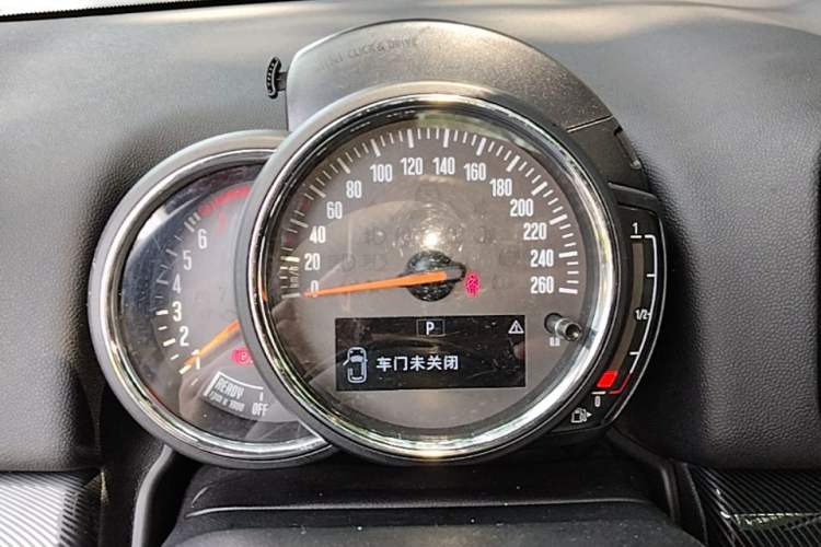 Used MINI Countryman 2017 1.5T COOPER ALL4 Traveler Instrument Cluster