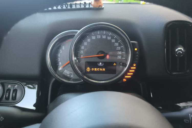 Used MINI Countryman 2017 1.5T COOPER ALL4 Instrument Cluster
