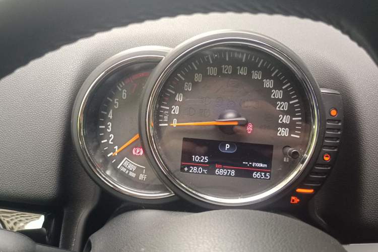 Used MINI Countryman 2017 1.5T COOPER ALL4 Instrument Cluster