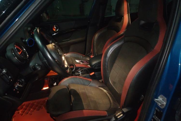 Used MINI Countryman  Left Front Seat