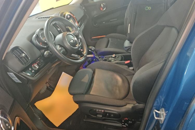 Used MINI Countryman 2017 1.5T COOPER ALL4 Left Front Seat