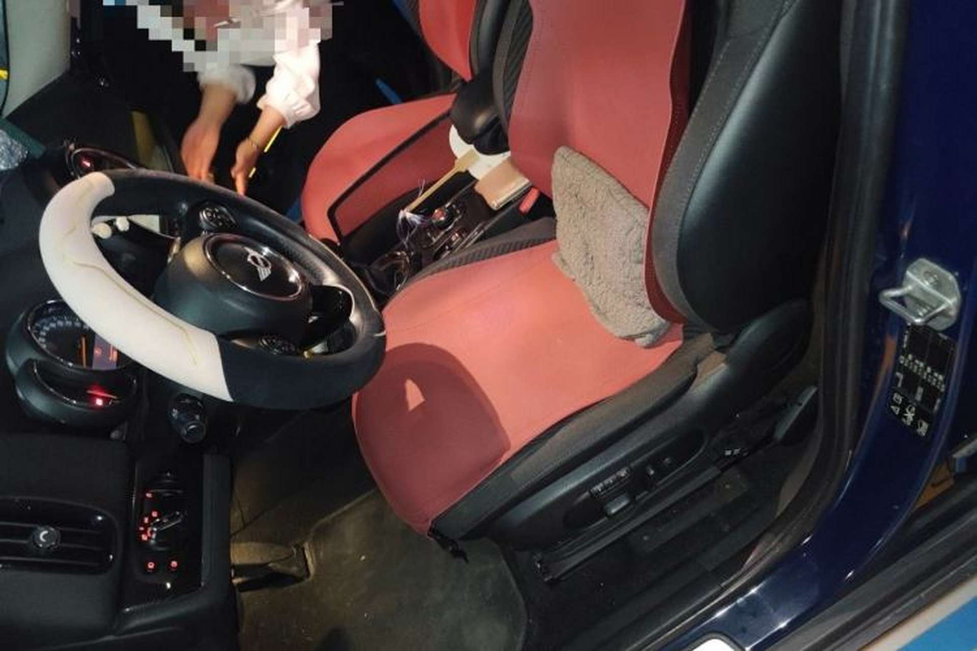 Used MINI Countryman 2017 1.5T COOPER ALL4 Traveler Left Front Seat