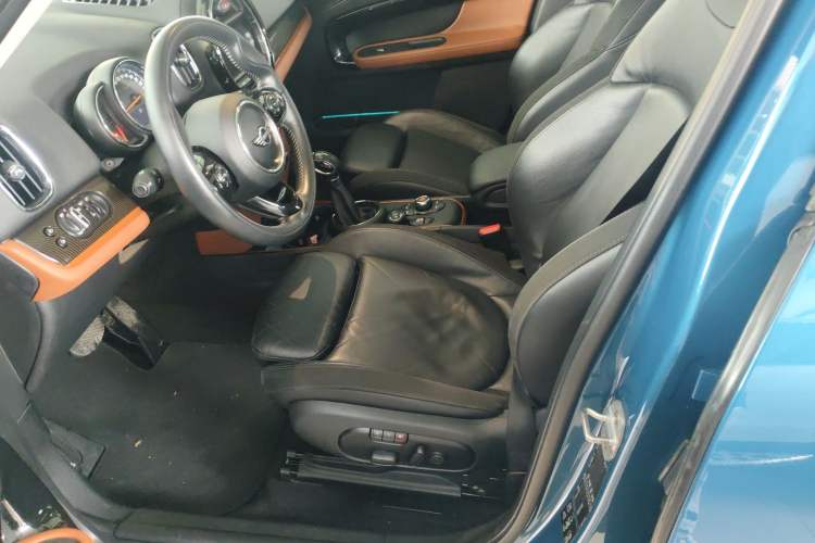 Used MINI Countryman 2017 1.5T COOPER ALL4 Left Front Seat