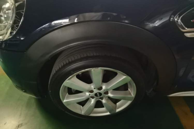 Used MINI Countryman 2017 2.0T COOPER S ALL4 Traveler Left Front Wheel Hub