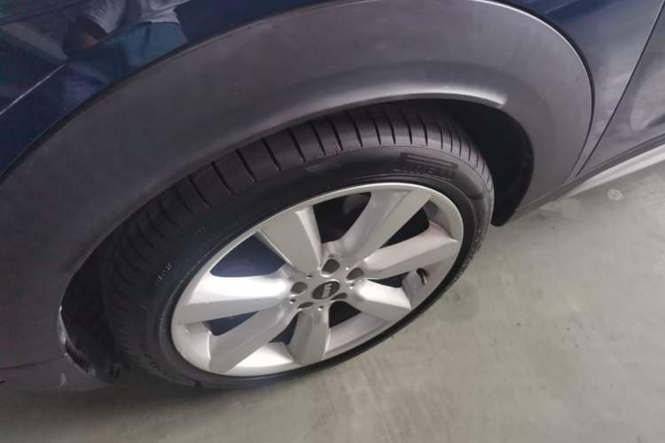 Used MINI Countryman 2017 2.0T COOPER S ALL4 Explorer Left Front Wheel Hub