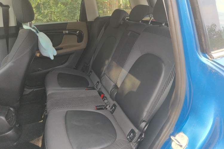 Used MINI Countryman 2017 1.5T COOPER ALL4 Left Rear Seat