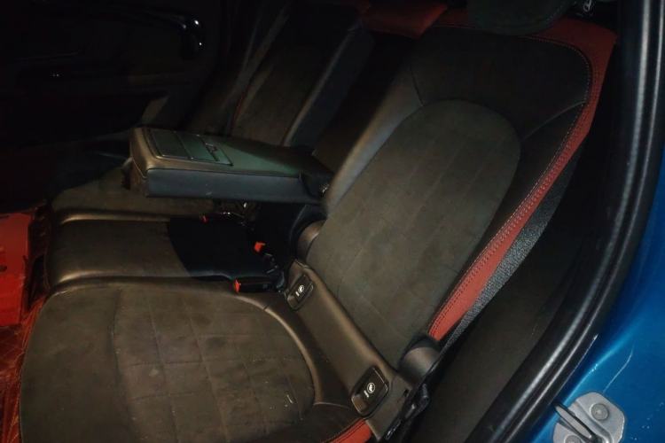 Used MINI Countryman  Left Rear Seat