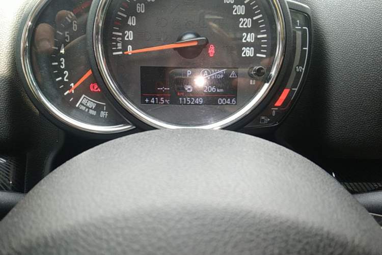 Used MINI Countryman 2017 2.0T COOPER S ALL4 Odometer Close Up